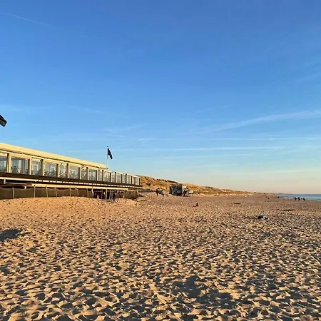 By The Sea Apartment De Zandloper